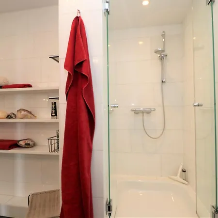 Alter Krug App 22, Coco De