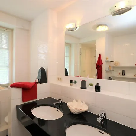 Alter Krug App 22, Coco De *