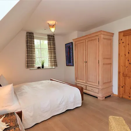 Alter Krug App 22, Coco De * 维克