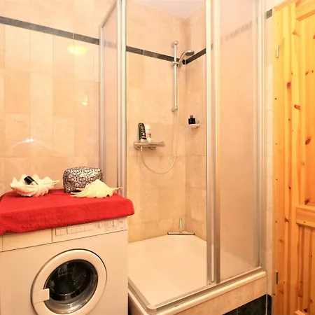 Alter Krug App 22, Coco De 维克