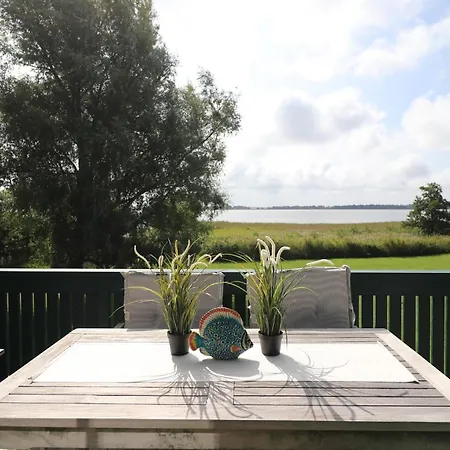 Alter Krug App 22, Coco De